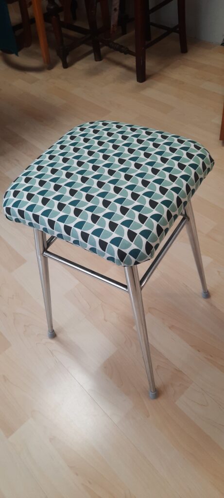 tabouret rénové par Douces Assises
